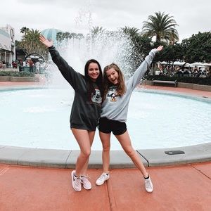 Meet your Posher, Paris